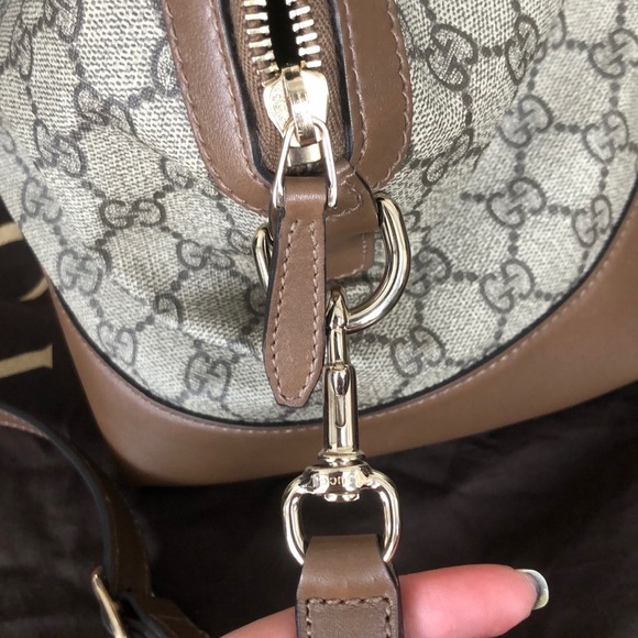 Brand New Gucci Monogram Tote with Beige Leather - Picture 4 of 16